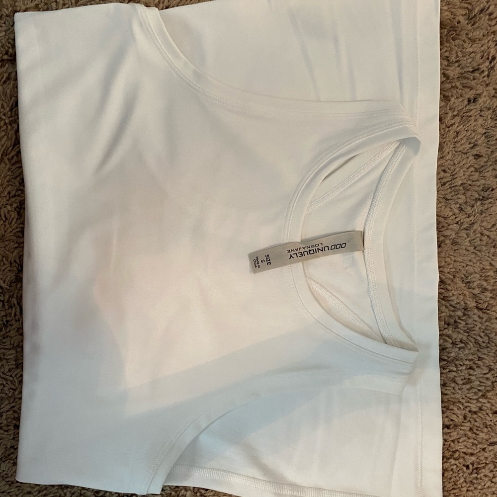 Never worn White Lorna Jane active tank top